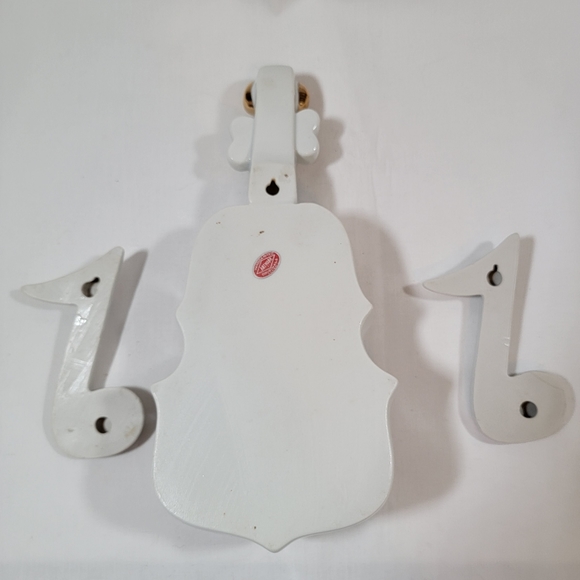 Vtg 3 Piece Porcelain Hand Painted Violin Wall Pocket/Plaque w Music Notes Japan - Picture 3 of 13